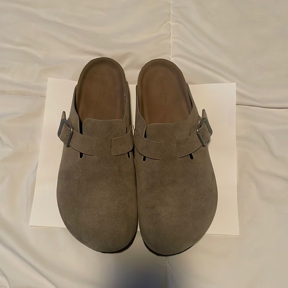 Women's Betsy Clog Mule Flats - Universal Thread™ Taupe 8.5
